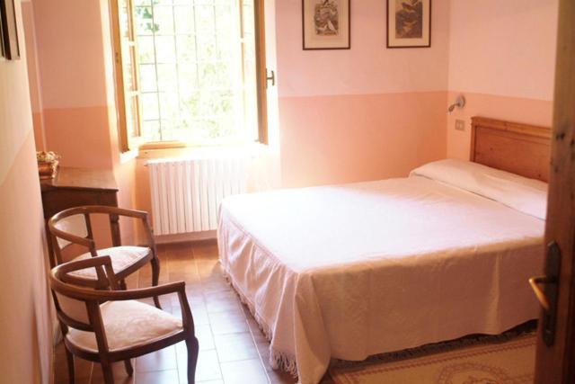 Le Camelie Bed & Breakfast Brissago-Valtravaglia ภายนอก รูปภาพ